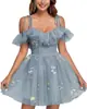 Vestido de Noite para Banquete em Verde Menta Fresco com Alças Finas e Mangas Volumosas, Saia Curta Bufante, Novo Estilo 2026 Fornecimento de Vestido para Madrinha