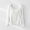 Dropshipping Início do Outono Novo Estilo Blusa Feminina Cor Sólida Gola U com Bojos Embutidos, Adequada para Usar como Camada Base ou Peça Externa, Camiseta de Manga Longa