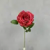 Flor artificial, rosa única, para decoração de mesa, sala de estar, decoração de casa, flor falsa, estilo de luxo leve, adereço de fotografia transfronteiriça, arranjo de rosas para casamento