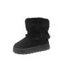 Botas de Neve 24 Femininas Tamanho de Exportação 43 Grande Forradas com Lã Pelo Quente Plataforma Sapatos de Algodão Sem Salto Botas de Algodão