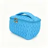 Bolsa de maquillaje cuadrada acolchada con nuevo diseño de vid tejida, ligera, gran capacidad, tacto de alta gama, bolso de mano portátil