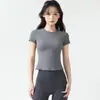 Camiseta Esportiva Feminina Manga Curta Respirável Slim Fit Top de Yoga Treinamento Pilates Fitness Gola Redonda Ombro Reto