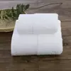 Toallas de baño blancas de algodón puro para hoteles de cinco estrellas, casas de huéspedes y salones de belleza se pueden personalizar