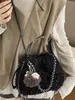 Bolso de Lana de Cordero Shuai Mi Jia para Mujer 2026 Nuevo Moderno y Elegante Bolso de Hombro Versión Coreana Bolso Cruzado de Nicho de Moda