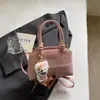 Bolso Cuadrado Pequeño Estilo Nuevo Primavera 2026, Gran Capacidad, Bolso de Mujer Retro de Nicho, Bolso Cruzado para el Trabajo y el Viaje