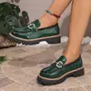 Zapatos mocasín de suela gruesa estilo universitario transfronterizos europeos y americanos para primavera y otoño, nuevo para comercio exterior, sin cordones, 2026 para mujer, venta al por mayor pequeña, tallas grandes