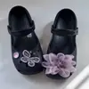 Novos Charms de Sapato com Flores Artificiais de Alto Padrão, Adequados para Tamancos de Ballet e Sapatos Mary Jane, Decoração Fashion para Meninas