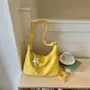 Nova Bolsa Feminina da Moda 2026, Grande Capacidade, Estilosa, Versátil, Cor Sólida, Tendência, Simples Bolsa Tote de Ombro e Transversal para o Dia a Dia