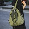 Mochila de Nailon con Cordón para Mujer 2024 Nueva Llegada Simple Artística de un Solo Hombro Doble Uso Bolsa Balde Estudiante Universitario Bolsa Escolar