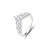Anel de zircônia com coroa de prata S925, anel feminino de luxo leve e sofisticado, anel de linha de sentido, joias em formato de V, anel de dedo com diamante empilhado