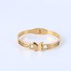 Pulsera Vintage de Acero de Titanio Mariposa de Lujo Ligero Moda Dorada Superficie de Arena a Presión Pulsera de Acero Inoxidable para Mujer Venta Directa de Fábrica