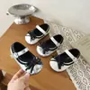 Zapatos de Cuero Suave de Moda para Niña Estilo Otoño 2026 Versión Coreana Elegantes Zapatos de Princesa con Lazo Zapatos Individuales para Bebé