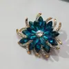 Venta Caliente Transfronteriza Flor de Hielo Sol Cristal Vidrio Pedrería Incrustada Broche de Lujo Ligero Broche Pin de Flor de Solapa de Tamaño Grande para Comercio Exterior