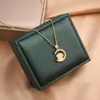 Nuevo Jade Natural Hetian Zodiac Chino Conejo Luna Colgante Cadena de Acero de Titanio Collar para Mujer Cadena de Clavícula