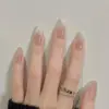 Manicura Suave de Ojo de Gato de Cristal de Principios de Verano Blanqueadora Ovalada Hecha a Mano Portátil de Gama Alta Parche de Uñas Puro Hecho a Mano Producto Terminado
