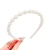 Diadema de Perlas Artificiales con Dientes de Estilo Nuevo para Uso Diario 2026, Elegante Accesorio para el Cabello Estilo Chanel, Pinza para el Cabello Versátil Estilo Coreano