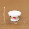 Micro-paisaje Retro Nostálgico Gorra Militar Bolsa de Tela Verde Objetos Viejos Casa de Muñecas DIY Accesorios Decorativos Mini Adornos Pequeños