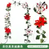 Flor de Simulação Vinha Pendurada na Parede Decoração de Casa Folhas de Azevinho Poinsétia Decoração de Atmosfera Natalina Vinha de Natal de Simulação