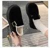 Botas de Neve Grossas com Veludo Femininas 2026 Estilo Quente de Inverno Sapatos Birkenstock Fáceis de Calçar Versáteis Quentes Aumentadores de Altura Sapatos de Algodão