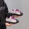 Zapatillas Deportivas para Niños 2026 Otoño e Invierno Estilo Nuevo para Niñas, Zapatos Casuales con Suela Suave y Puntera de Concha para Niños Mayores, Forradas de Felpa para Invierno