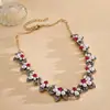 Collar de flor rosa transfronterizo europeo y americano, sensación de lujo ligero y alta gama, cadena para la clavícula de diseño exquisito, accesorio versátil para mujer al por mayor