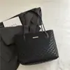 Bolsa Tote Texturizada para Estudante Universitário, Bolsa de Grande Capacidade para Mulheres, Nova Bolsa de Ombro Casual para Trabalho 2025