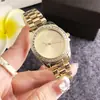 Reloj con un Estilo Único y Versátil, Reloj Pequeño de Esfera para Mujer Estilo Mori, Reloj de Lujo Casual de Nácar para Mujer de Alto Valor