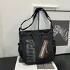 Bolsa Grande Capacidade Transfronteiriça para Mulheres Verão 2026 Nova Versátil Moda Tendência Bolsa de Ombro Bolsa Tote Casual Retrô
