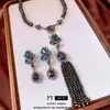 Pendientes Colgantes Vintage de Lágrima Tachonados con Diamantes Collar Cadena de Suéter Retro de Lujo Ligero Exquisito Juego de Joyería para Mujer
