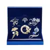 Regalo del Día Nacional para Niñas: Un Suministro de una Semana de Broches en una Caja de Regalo, Broches de Alta Gama, Regalo de Cumpleaños para Niñas