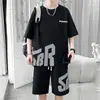 Conjuntos Esportivos Casuais para Meninos do Ensino Fundamental e Médio, Tendência de Verão e Frescos, Shorts de Manga Curta para Adolescentes, um Conjunto Completo