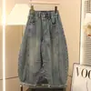 Calça jeans masculina lavada retrô para primavera e outono, tamanho grande, com design dividido tridimensional, estilosa e confortável, calça harém de corte solto