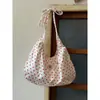 Bolsa de Ombro Único com Bolinhas Estilo Coreano Nova Bolsa de Mão Feminina Grande Capacidade Bolsa Transversal Estilo Menina Doce Bolsa de Lona