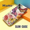 La funda artística de mariposas y flores más vendida de Amazon para iPhone 17, funda rígida de PC, funda con película de transferencia térmica para Apple 16
