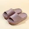 Novas Pantufas Antiderrapantes para Casa de Verão 2026 para Mulheres, com Toque Macio, Pantufas Simples para Interior para Casais, Sandálias Slip-On Masculinas
