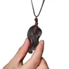 Colgante de Collar de Agarwood Tallado Hoja de Sauce Guanyin para Hombres y Mujeres, Pieza de Mano Amuleto Buda, Adorno Colgante de Cuello Guanyin Hoja de Loto