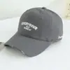 Gorra de Béisbol Bordada con Letra Unisex, Versátil, Adelgazante del Rostro, Protección Solar para Cuatro Estaciones, Sombrero para Exteriores a Prueba de Viento