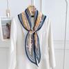 Pañuelo de Seda con Cadena Decorativa Nueva de Corea para Mujer, Moda, Estampado, Gasa Fina en Existencia, Primavera y Verano, Combinación con Camisa, Pañuelo Profesional