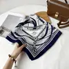 Bufanda de Algodón Lino Seda Espiga de Moda y Versátil con Estampado de Cadena de Alta Gama, Bufanda Decorativa para Cuello, Bufanda para Mujer al por Mayor