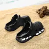 2026 Nuevo Estilo de Verano Zuecos de Exterior para Pareja, Sandalias de Playa Versátiles Casuales Ligeras con Suela Gruesa Antideslizantes Resistentes al Desgaste