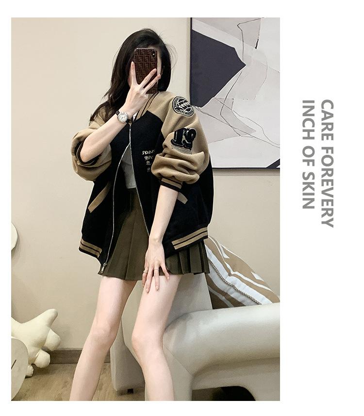 跨境淘货源分销2023秋冬季新款街头潮流减龄小个子爆款欧货网红款运动毛呢外套棒球服休闲运动气质休闲时尚流行新款秋冬装秋冬装女装时尚毛呢外套棒球服毛呢外套棒球服女装秋冬季毛呢外套棒球服女毛呢外套棒球服女女士运动服女装毛呢外套棒球服休闲毛呢外套棒球服秋冬季毛呢外套棒球服女装时尚毛呢外套棒球服盐系休闲毛呢外套棒球服女装2023百搭设计感小众洋气欧货阿里国际站跨境采购Cross-border, shopping source, distribution, 2023 autumn and winter new, street trends, age reduction, small, explosive, European goods, network red, sports woolen coat, baseball clothes, casual sports, temperament leisure, fashion popular, new autumn and winter wear, autumn and winter wear women's clothing, woolen coat, baseball clothes, women's autumn and winter, woolen coat, baseball clothes, Woolen coat baseball wear women, women's sportswear, women's woolen coat baseball wear, casual woolen coat baseball wear autumn and winter, women's fashion, salt department, casual woolen coat baseball wear women's wear, 2023 all match design sense, niche fashion, Ali International Station, cross-border procurement