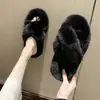 Pantuflas peludas de suela gruesa de moda para mujer, estilo elegante, para usar en exteriores, nuevas pantuflas de algodón para el hogar otoño e invierno 2026, estilo INS