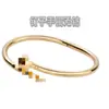 Pulseira de Aço Titânio Que Não Desbota, Pulseira Feminina de Aço Inoxidável com Superfície Espelhada e Cravação de Diamantes, Pulseira com Fecho, Luxo Leve Europeu e Americano, Atacado do Fabricante