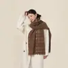 Cachecol de Lã Australiana Mesclada Tecido Nuvem Novo Outono e Inverno para Mulheres, Xale Elegante e de Alto Padrão, Cachecol com Atmosfera de Casal