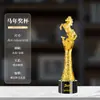 Trofeo de Cristal 2026 Trofeo Personalizado del Año del Caballo Premios de Reunión Anual Diseño Gratuito Grabado Souvenir para Empleado Destacado