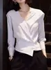 Nueva Camisa a Rayas de Manga Larga con Estilo Elegante y Maduro para Mujer, Cuello en V, Ceñida a la Cintura, a la Moda, Adelgazante, Talla Grande, Top Interior