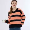 Diseño Original Otoño e Invierno Nuevo Estilo Cuello en V Rayas Holgado Engrosado de Moda Versátil Suéter Grueso para Mujer Corte Holgado