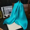 Pañuelo Cuadrado Pequeño de Color Sólido de 70 cm, Nueva Diadema de Moda Versátil de Color Único Dopamina Transfronteriza, Pañuelo de Satén Falso de Seda, Pañuelo para el Cuello