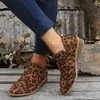 Botas Martin casuales de cuero con cremallera, punta fina, suela gruesa, adelgazantes, modernas y elegantes, moda popular de exportación, botas de cuero de talla grande europeas y americanas para mujer, color liso