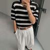 MYQ Hollow Listrado Malha Manga Curta Masculina Verão Solto Gola Redonda Curta T-shirt Estilo Coreano Cor da Moda Combinando Meia Manga T-shirt